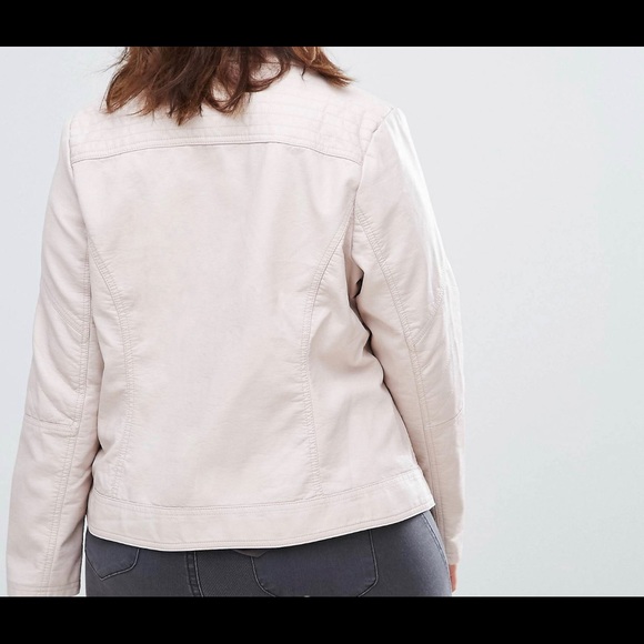 Asos curve pastel pink motor jacket. Plus size 🔥 - Picture 4 of 6